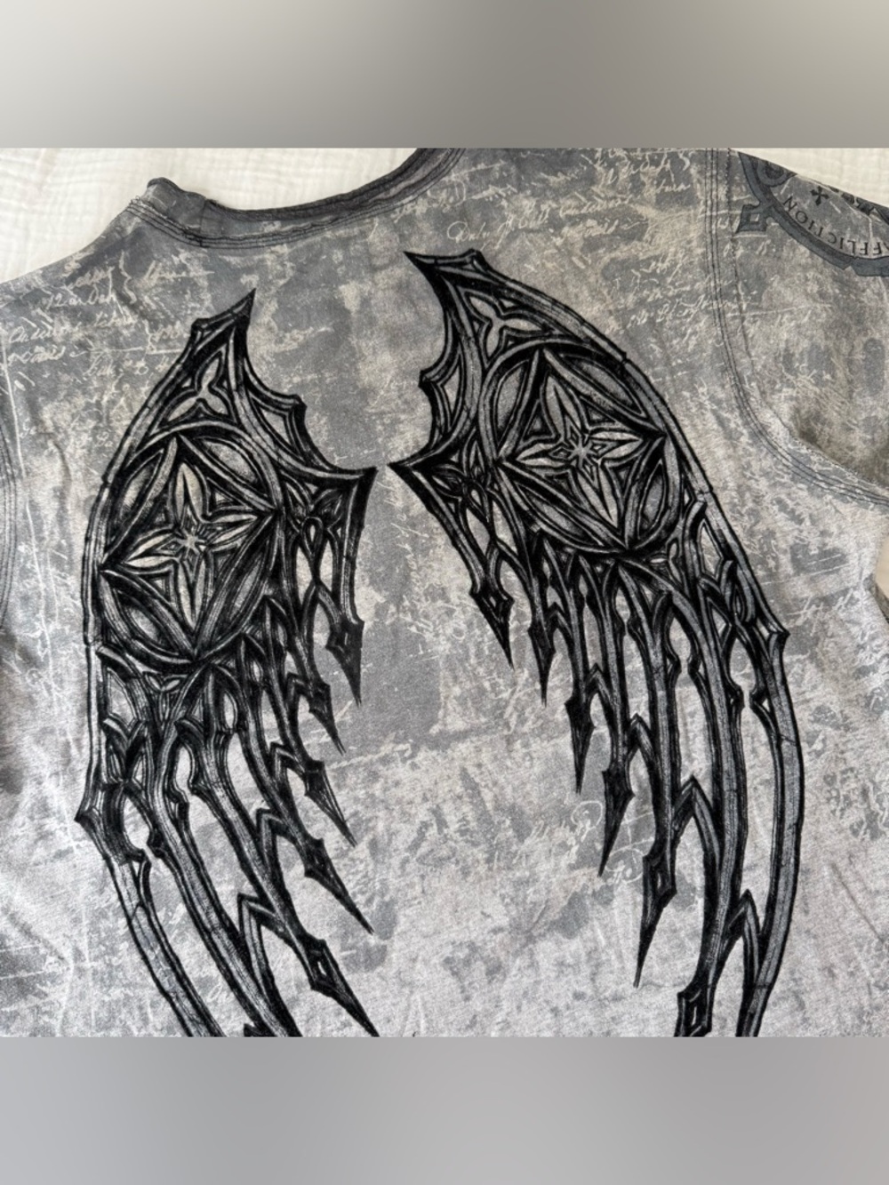 Affliction reversible graphic tshirt men’s L skull cross wings biker Y2K